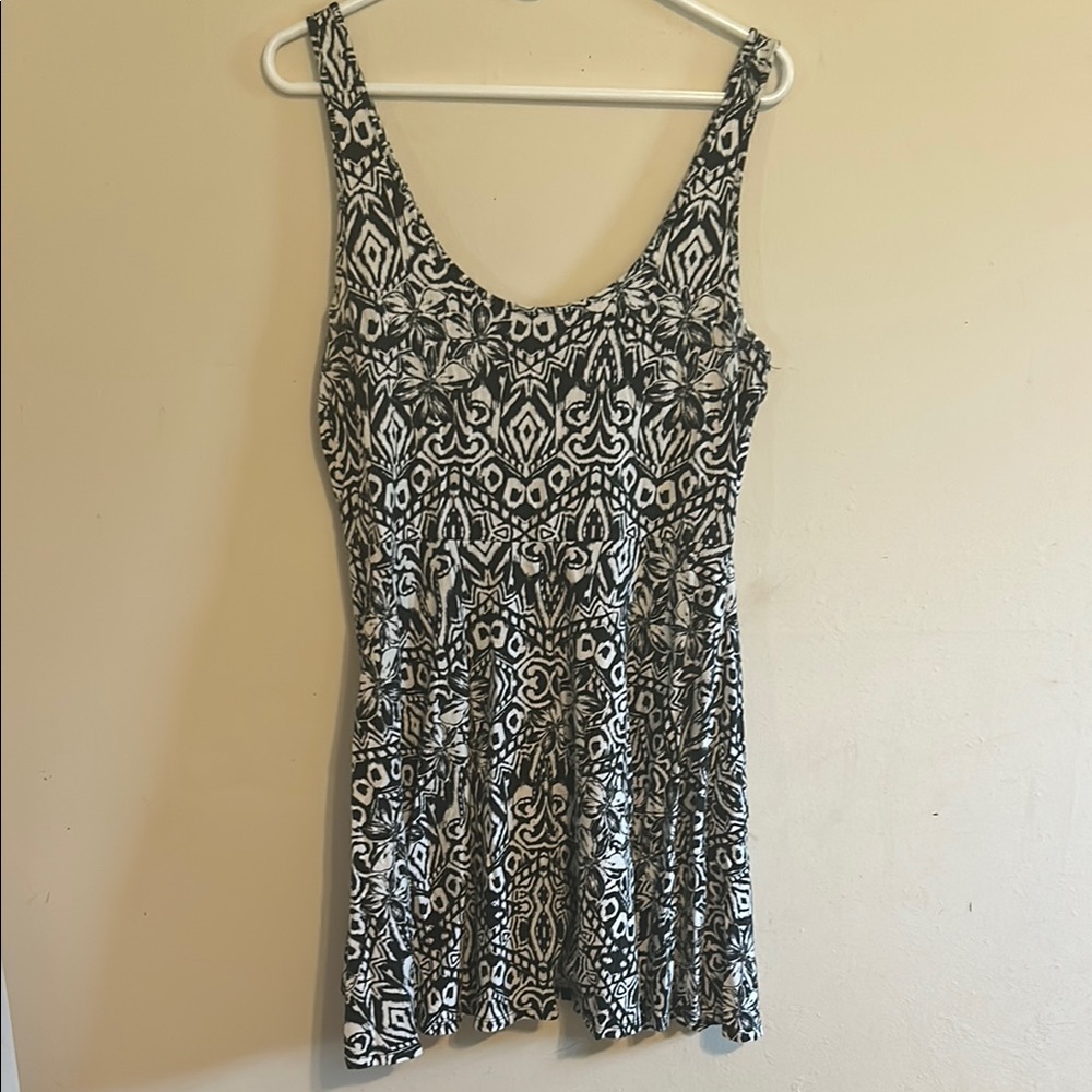 Aeropostale Black and White Patterned Mini Dress